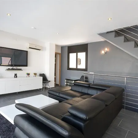Superbe Contemporaine Villa Lloret de Mar