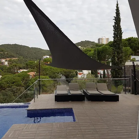 Leeloo - Location Maitikoa Lloret de Mar